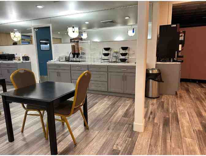 CA - Yuba City - Red Roof Inn - Two Night Stay