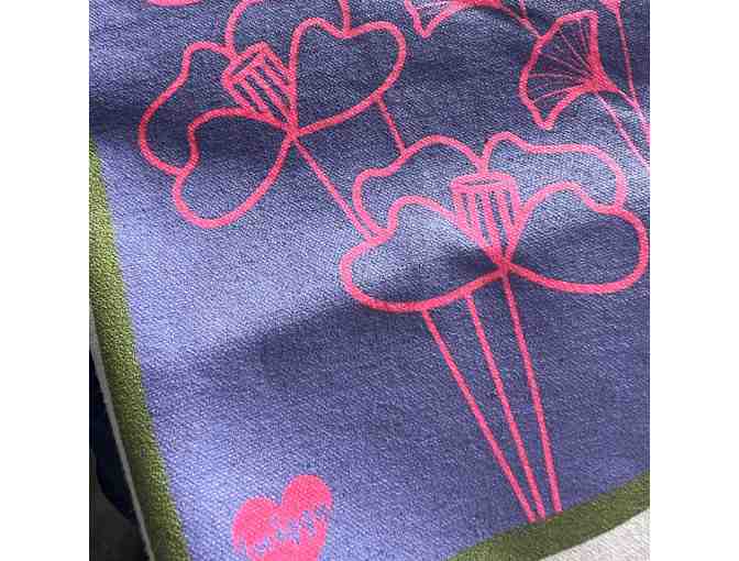 Twiggy Hawaii tote bag & note pads