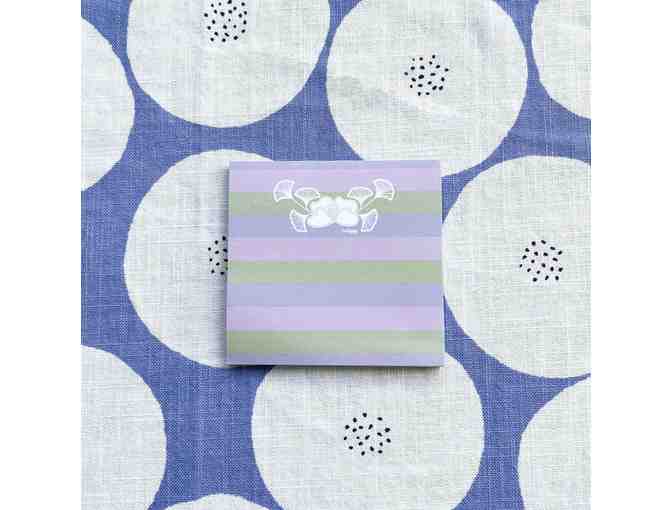 Twiggy Hawaii tote bag & note pads