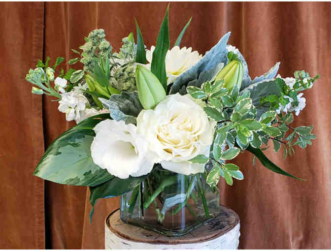 $100 Gift Card to Middlebury Floral and Gifts