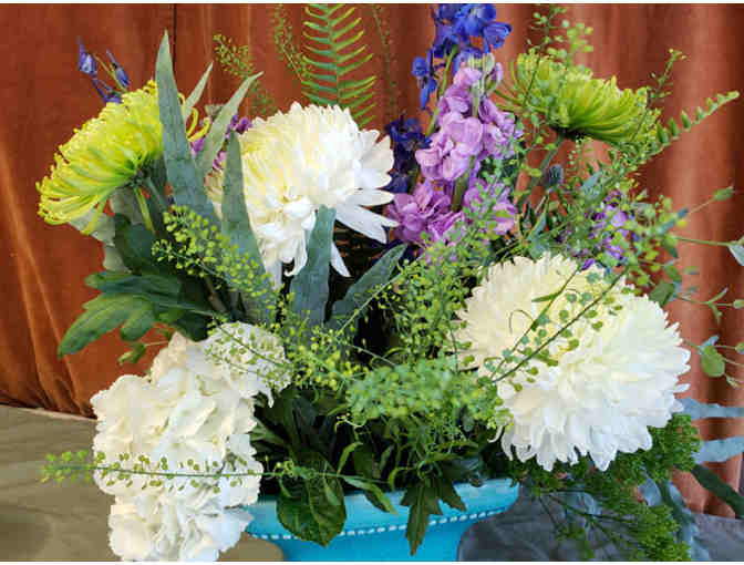 $100 Gift Card to Middlebury Floral and Gifts