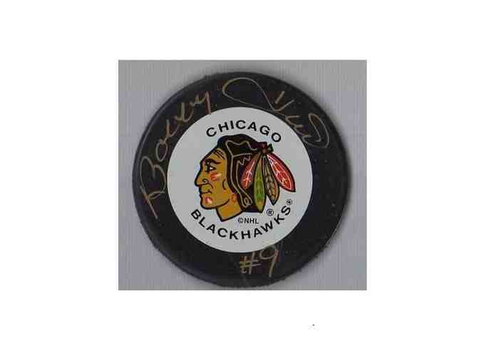 Bobby Hull Autographed Puck - Photo 1