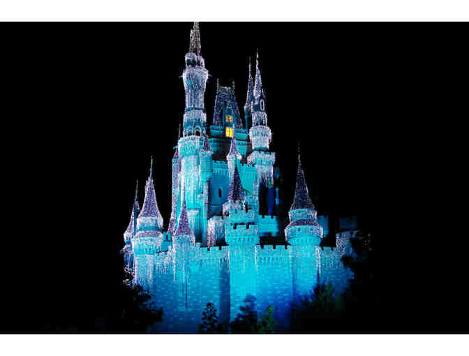 Enchanting Disney World Family Vacation, Orlando*7 Days for up to 8 ppl+ $2,000 Gift Card - Photo 1