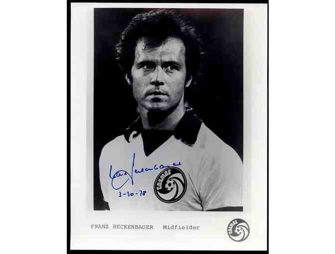 Franz Beckenbauer New York Cosmos Autographed Soccer Photo - Photo 1